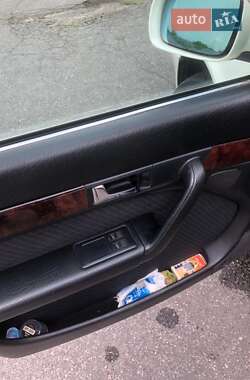 Седан Audi A6 1995 в 