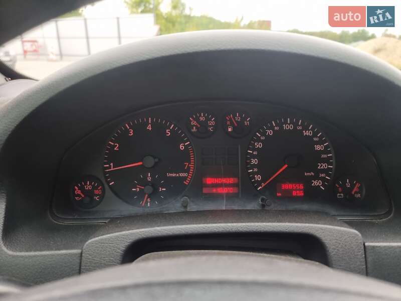 Универсал Audi A6 1999 в Кременце