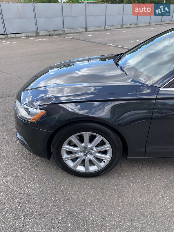 Седан Audi A6 2013 в Киеве