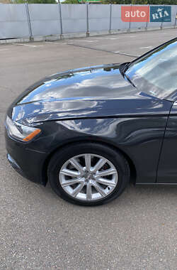 Седан Audi A6 2013 в 