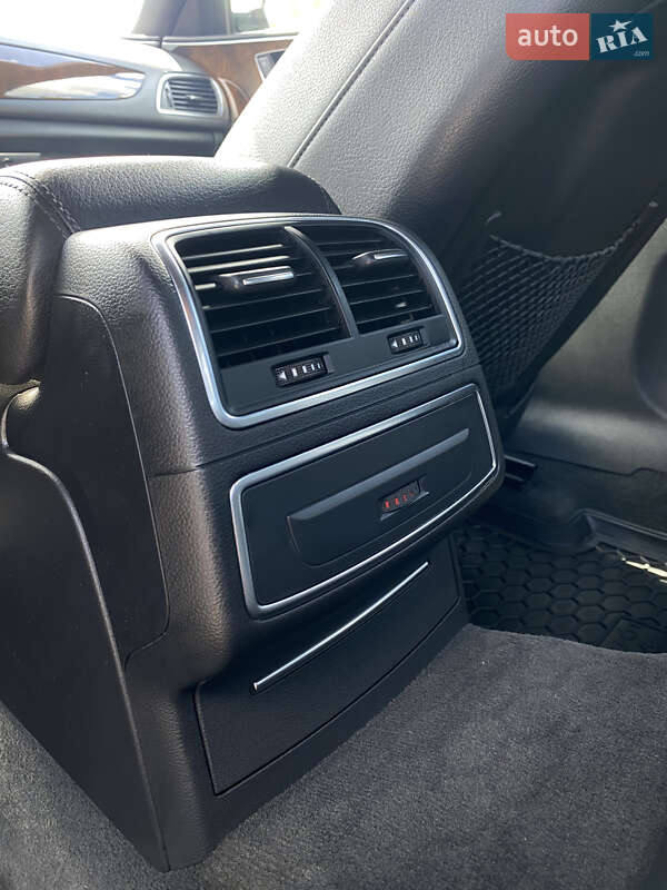 Седан Audi A6 2013 в Киеве