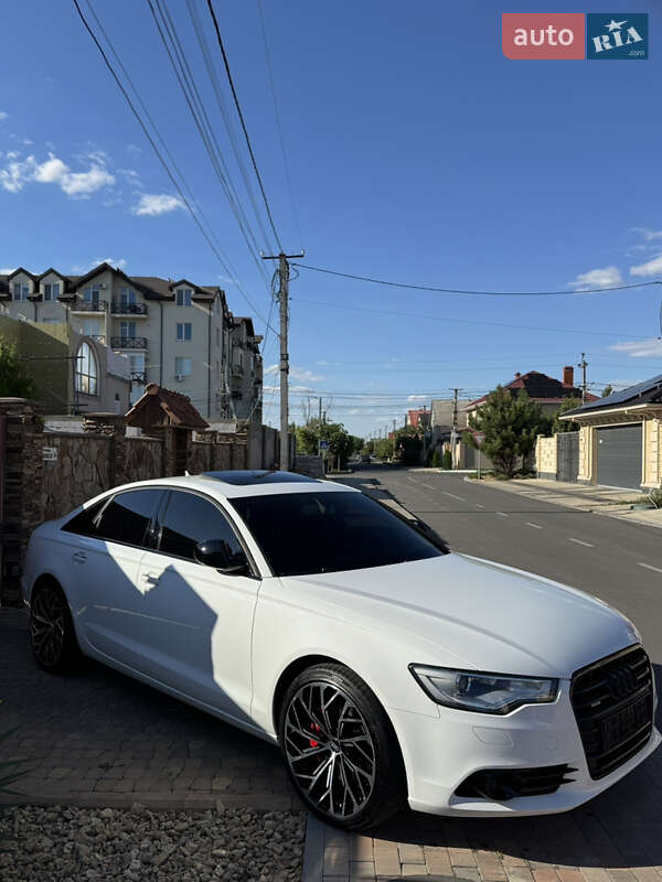Седан Audi A6 2014 в Одессе