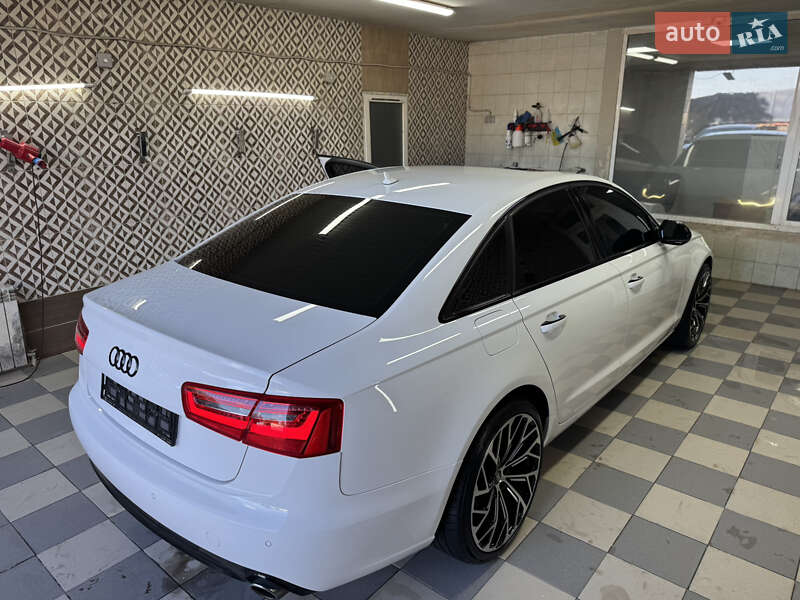 Седан Audi A6 2014 в Одессе