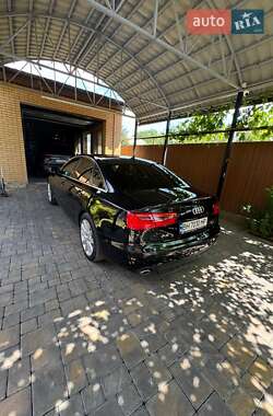 Седан Audi A6 2011 в 
