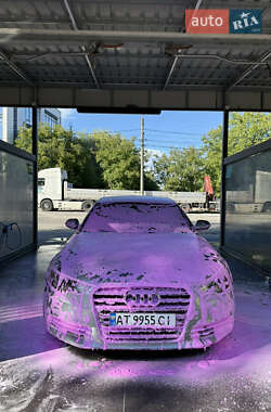 Седан Audi A6 2013 в 
