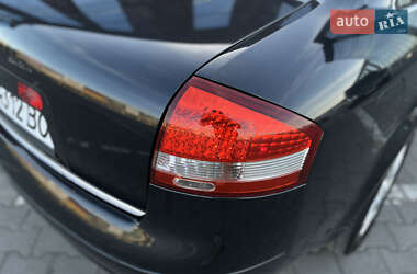 Седан Audi A6 2001 в 