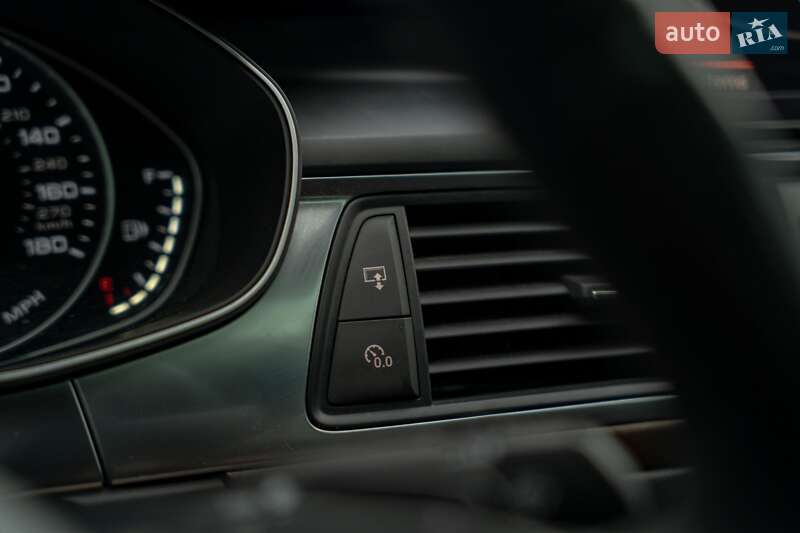 Седан Audi A6 2013 в Черновцах