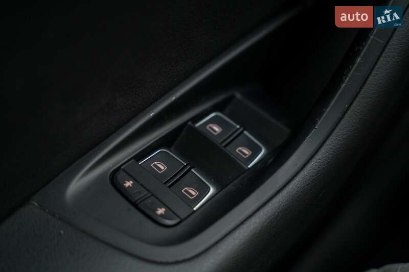 Седан Audi A6 2013 в Черновцах