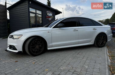 Седан Audi A6 2015 в 