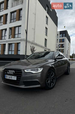 Седан Audi A6 2013 в Ровно