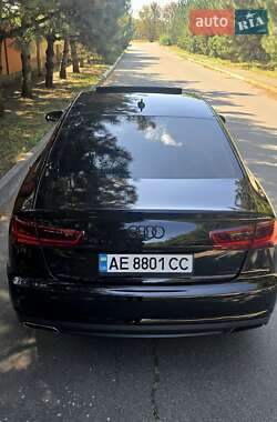 Седан Audi A6 2015 в 