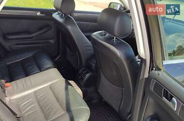 Седан Audi A6 2003 в 