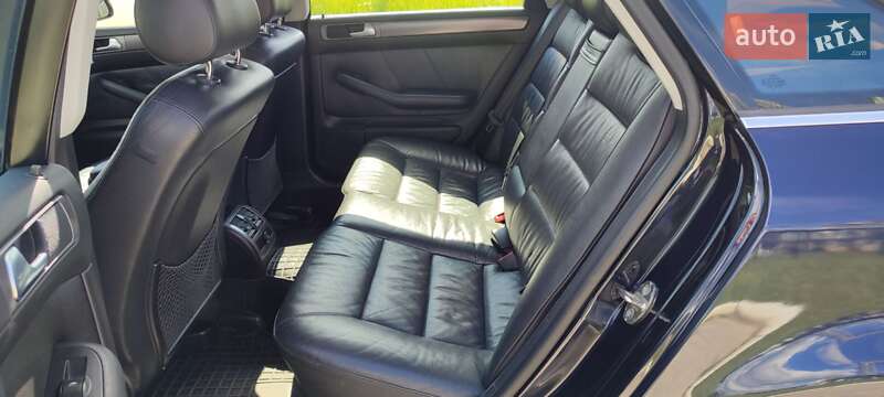 Седан Audi A6 2003 в Коростене