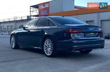 Седан Audi A6 2015 в 