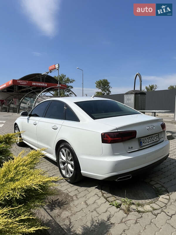 Седан Audi A6 2015 в Ужгороде