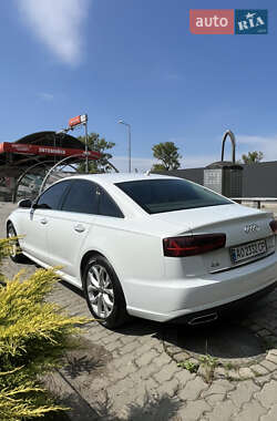 Седан Audi A6 2015 в 