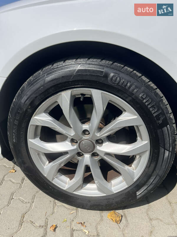 Седан Audi A6 2015 в Ужгороде