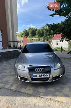 Седан Audi A6 2004 в 