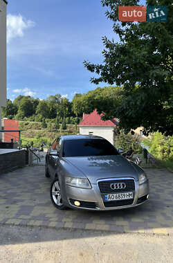 Седан Audi A6 2004 в 