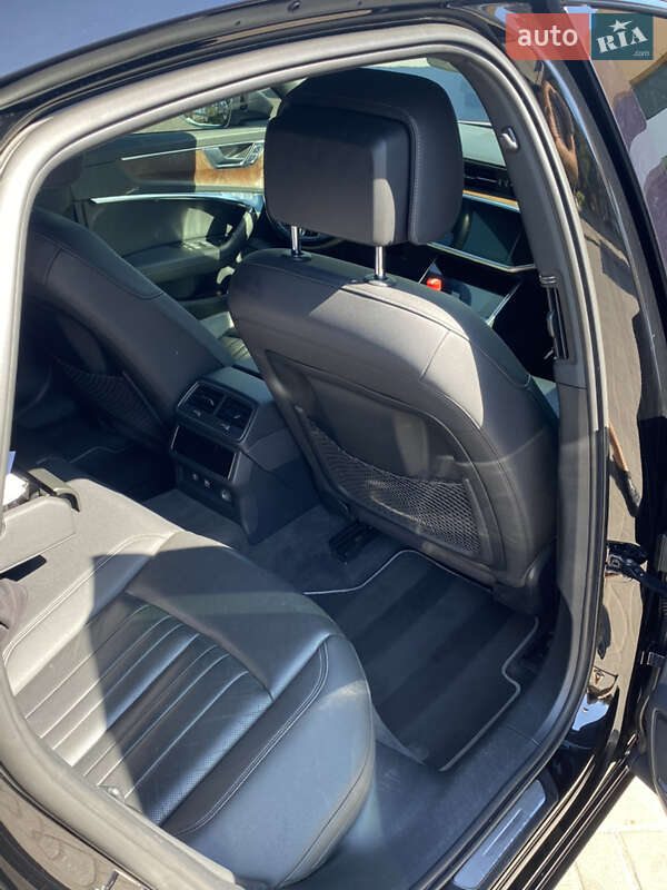 Седан Audi A6 2019 в Днепре