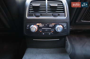 Седан Audi A6 2012 в 