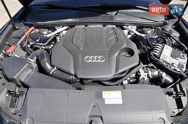 Седан Audi A6 2021 в 