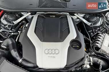 Седан Audi A6 2018 в 