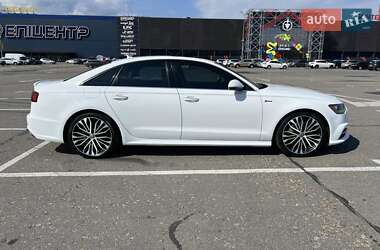 Седан Audi A6 2015 в 