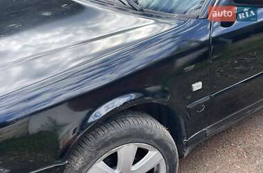 Універсал Audi A6 1995 в 