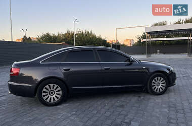 Седан Audi A6 2004 в 