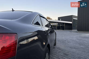 Седан Audi A6 2004 в 