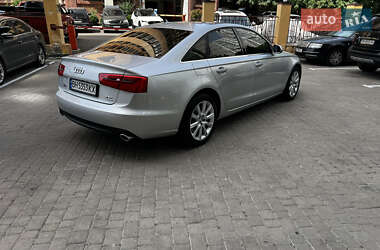 Седан Audi A6 2013 в 
