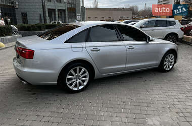 Седан Audi A6 2013 в 