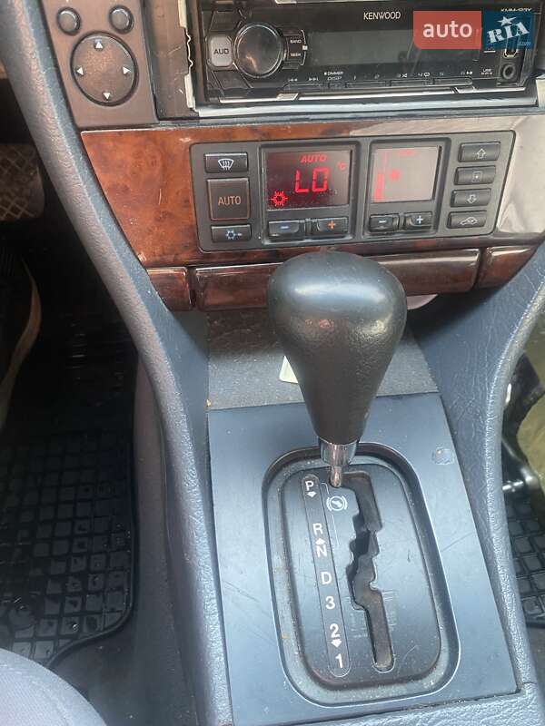 Седан Audi A6 1996 в Городке