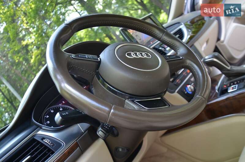 Седан Audi A6 2015 в Дрогобыче