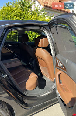 Седан Audi A6 2015 в 