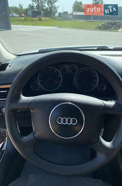 Универсал Audi A6 2003 в 