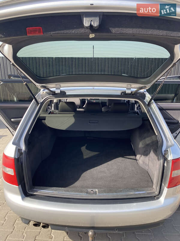 Универсал Audi A6 2003 в Жовкве