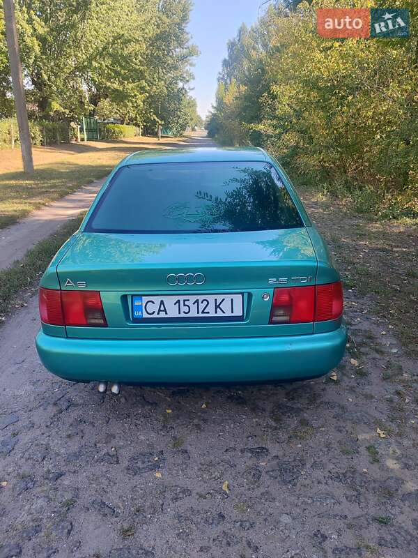 Седан Audi A6 1995 в Золотоноше