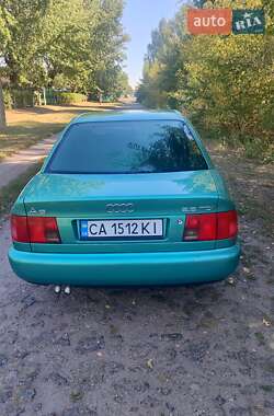 Седан Audi A6 1995 в 