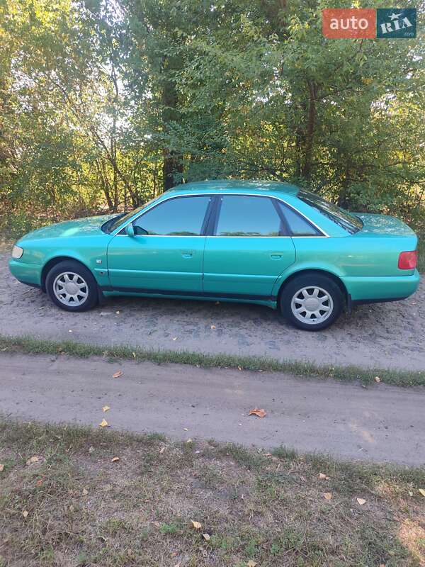 Седан Audi A6 1995 в Золотоноше