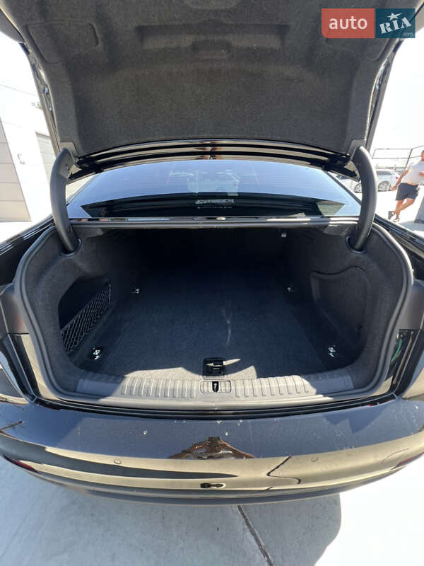 Седан Audi A6 2024 в Білій Церкві