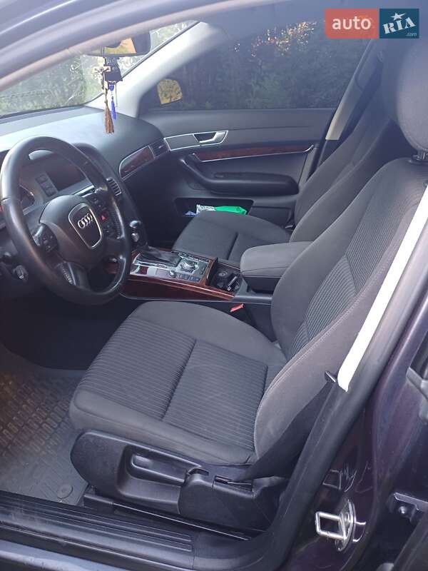 Седан Audi A6 2004 в Конотопе