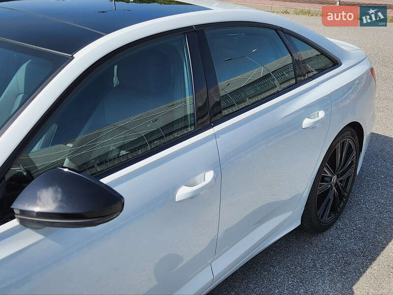 Седан Audi A6 2019 в Львове