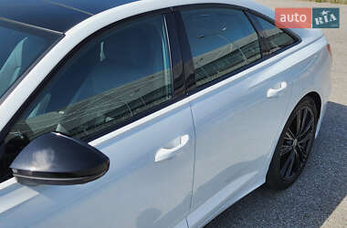 Седан Audi A6 2019 в 