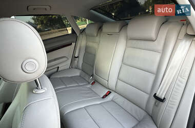 Седан Audi A6 2010 в 