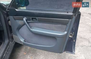 Универсал Audi A6 1997 в 
