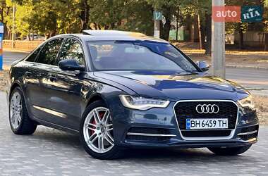 Седан Audi A6 2012 в 