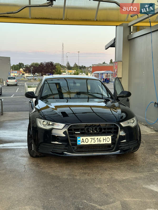 Седан Audi A6 2011 в 
