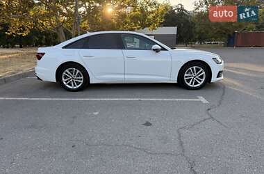 Седан Audi A6 2023 в 